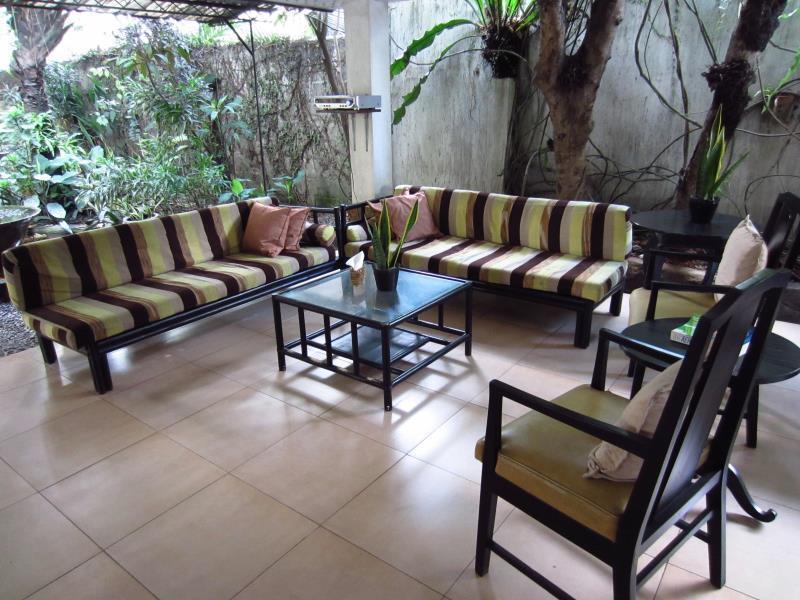 11Th Street Bed And Breakfast Bacolod Exterior foto